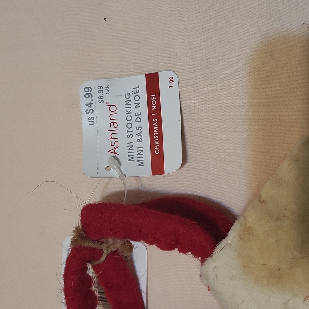 2 'R' Mini Stockings - Picture 3 of 3